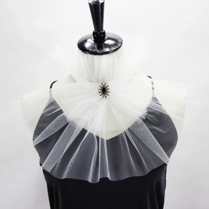 Dresses - Vintage kraag in hofstijl, van tule,